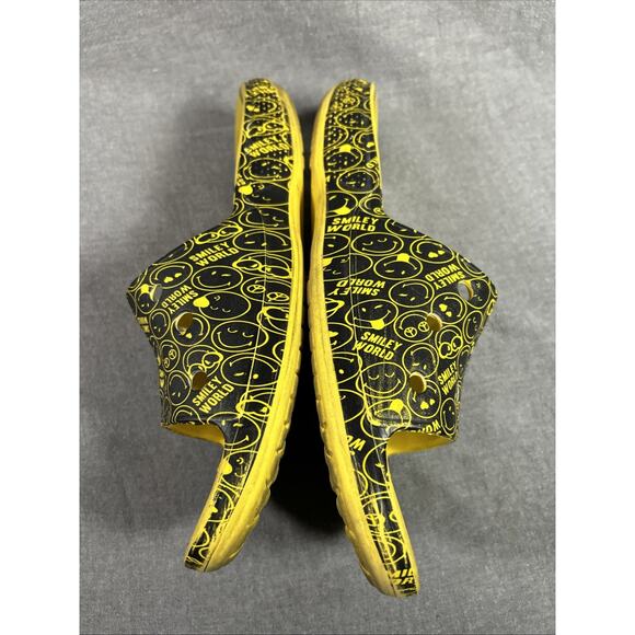 CROCS CLASSIC Black Yellow SMILEY WORLD w/ Jibbitz Men’s 11 Slide Sandal main image 6